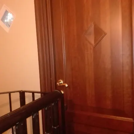La Maisonette Pensión *